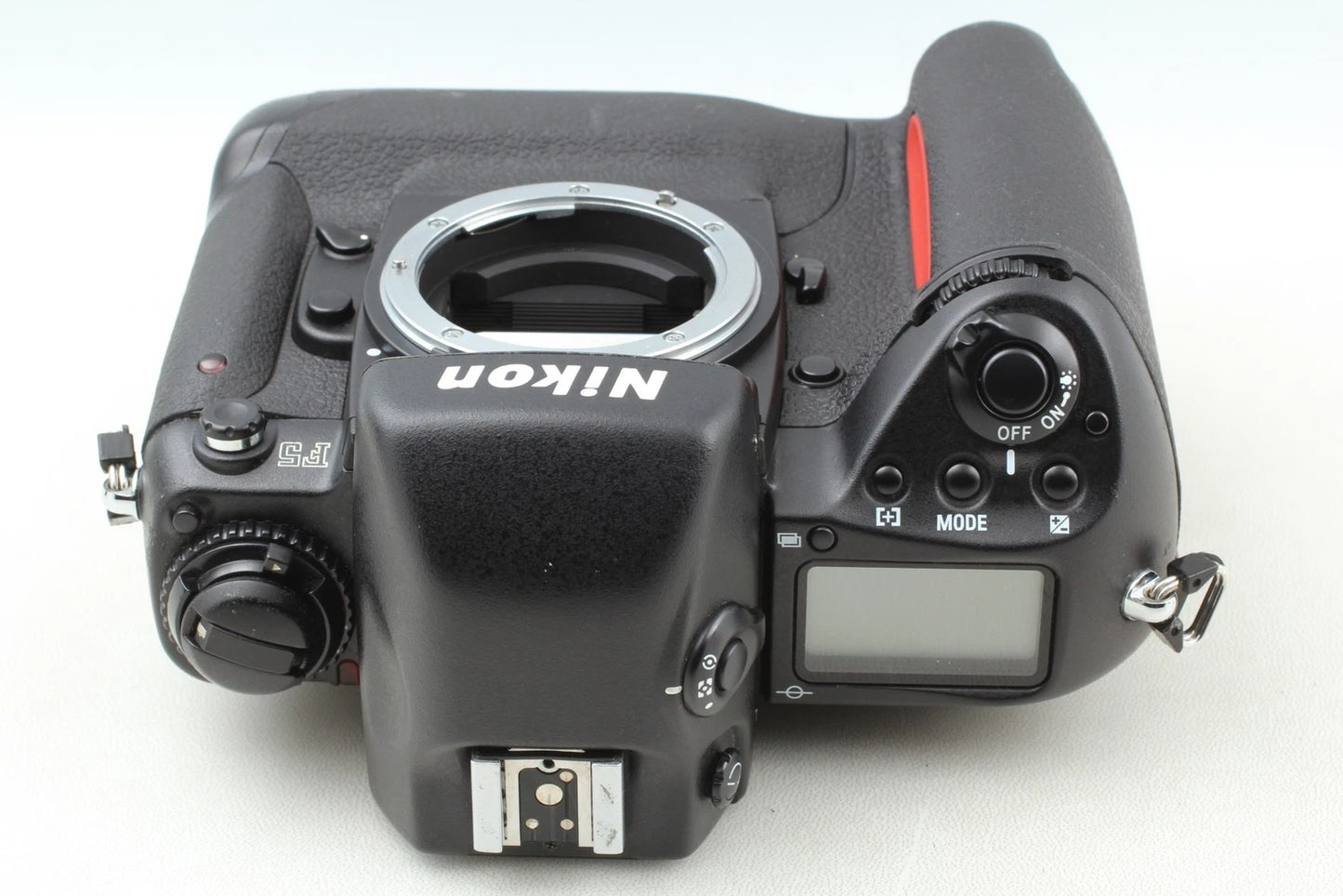 Nikon F5