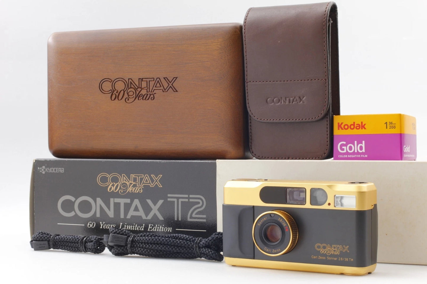 Contax T2 Gold: 60 Years Edition