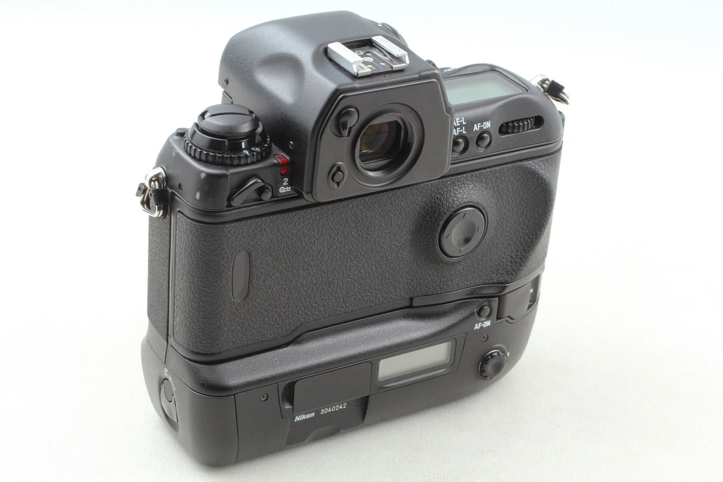 Nikon F5