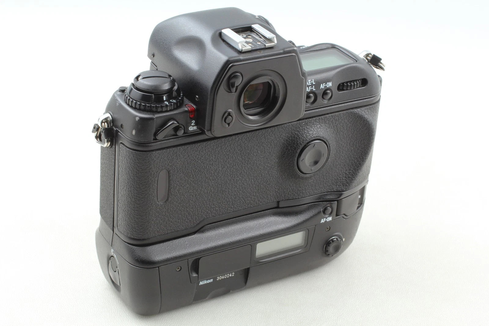 Nikon F5